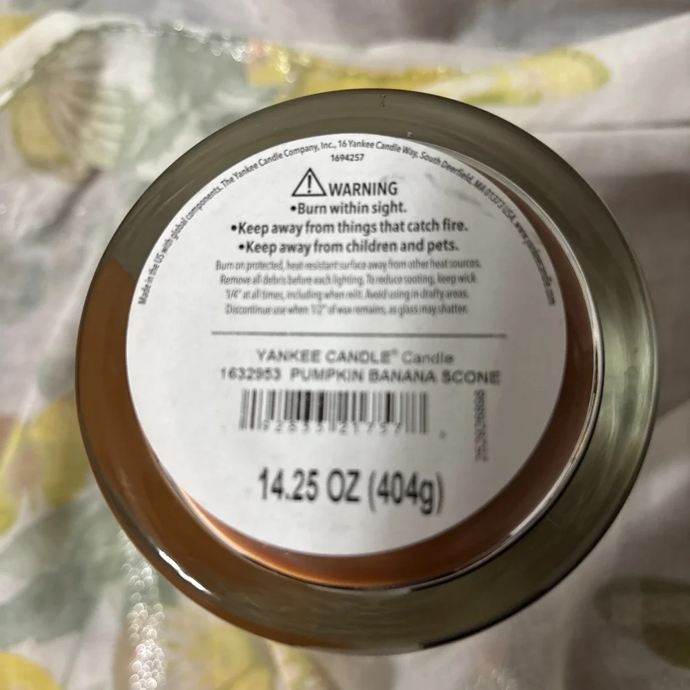 New Yankee Candle Pumpkin Banana Scone Scented Candle‎ 14.25 Oz Jar